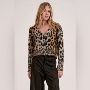 Elan Cheetah Design Cardigan